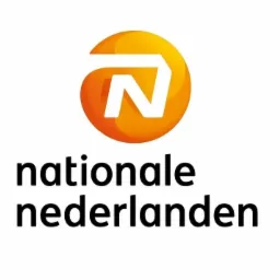Logo Nationale Nederlanden z białą literą N w pomarańczowym okręgu, poniżej czarny napis 'nationale nederlanden' na białym tle.