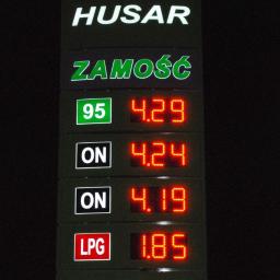 TOT wyświetlacze cen dla stacji paliw