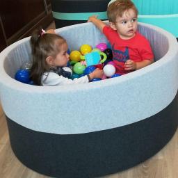 Suchy basenik BabyBall z piłeczkami dla dzieci