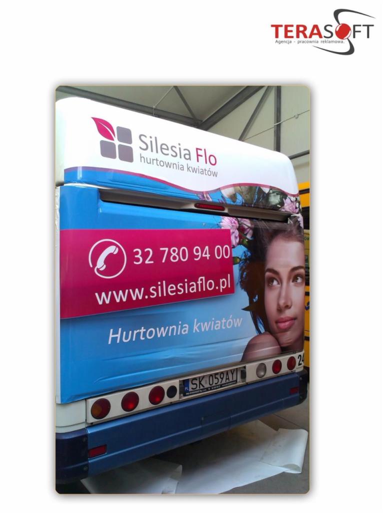 Kampania reklamowa na autobusie (FULLBACK)