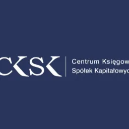 Logo Centrum Księgowego Spółek Kapitałowych CKSK na ciemnoniebieskim tle.