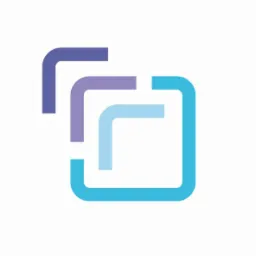 Abstrakcyjne logo przedstawiające trzy nałożone na siebie kwadraty z zaokrąglonymi rogami w odcieniach fioletu i błękitu, symbolizujące dokumenty lub warstwy.