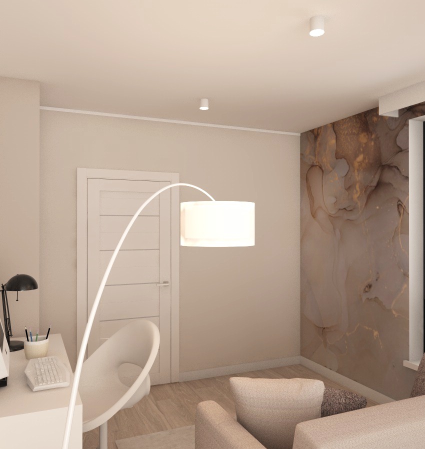 Wizualizacja pokoju z biurkiem, krzesłem, lampą łukową i ścianą akcentową z wzorem marmuru w odcieniach beżu i złota, widok na fragment sofy.