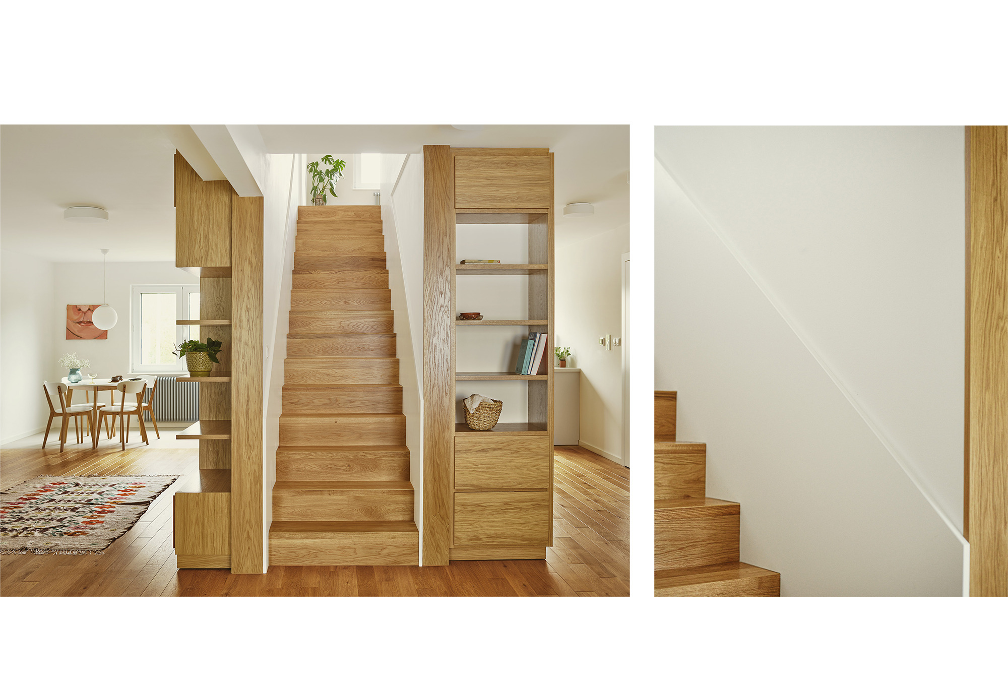 Jasne drewniane schody z wbudowanymi regałami i szafkami w nowoczesnym skandynawskim wnętrzu w Malmo, Szwecja.