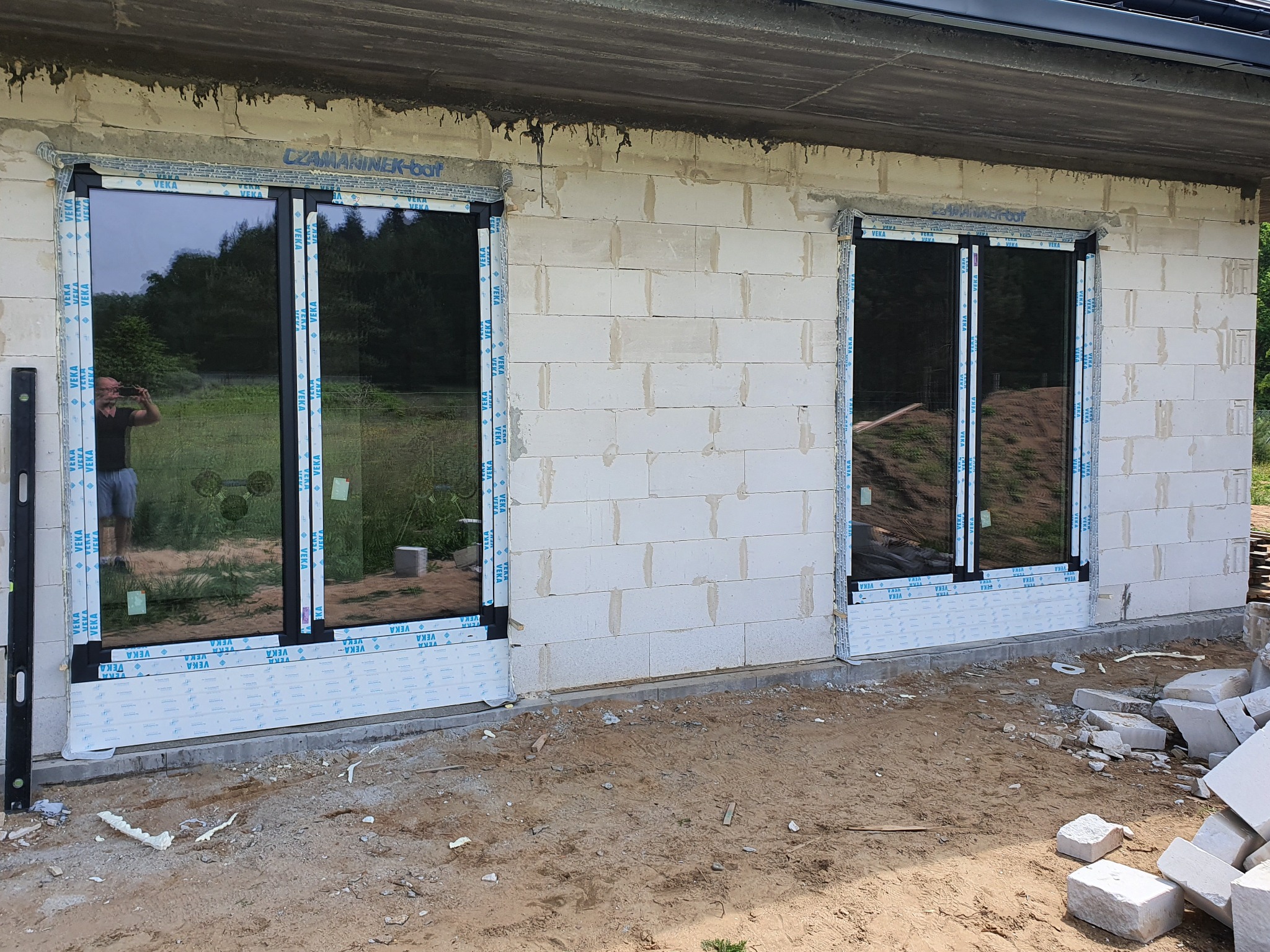 Po raz kolejny Adams na profilu Veka