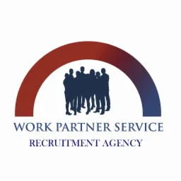 Logo firmy Work Partner Service Recruitment Agency z sylwetkami grupy ludzi pod łukiem w odcieniach czerwieni i niebieskiego.