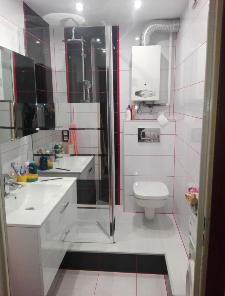 Łazienka 2 piętro odpływ liniowy.