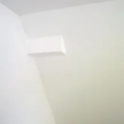 Ściana po naprawieniu i pomalowaniu