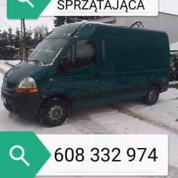 Sprzątamy Naprawiamy Wypożyczamy - Zielony samochód dostawczy firmy sprzątającej zaparkowany na śniegu, z numerem telefonu widocznym na grafice na zdjęciu.