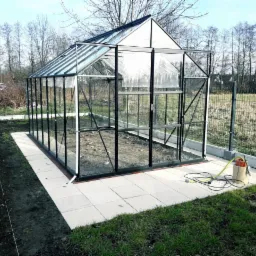Szklarnia aluminiowa