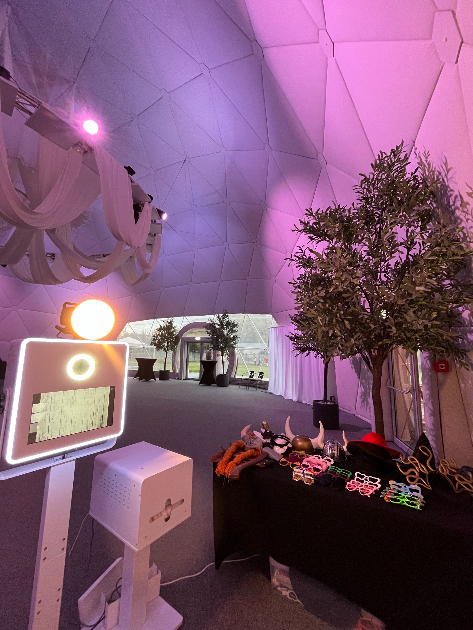 ATRAKCJA Fotobudka Klasyczna