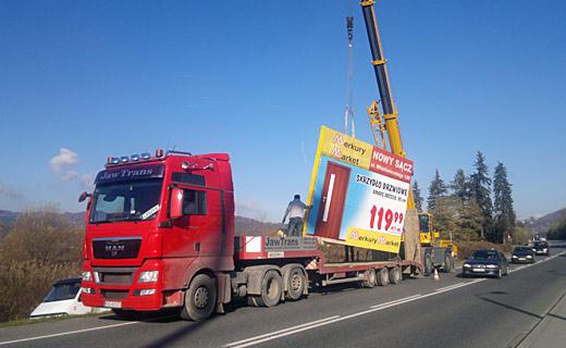 Montaż billboardów