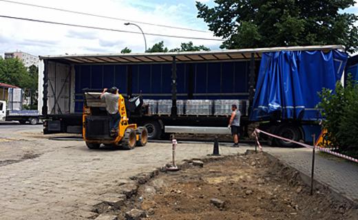 Transport samochodami ciężarowymi wywrotki