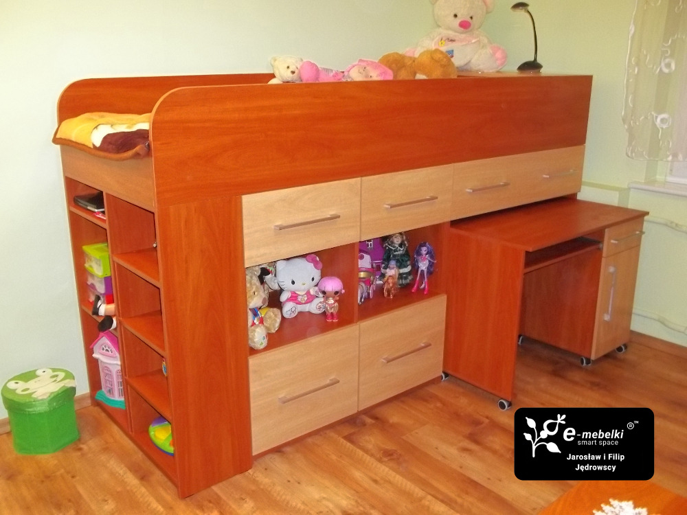 zestaw mebli dziecięcych