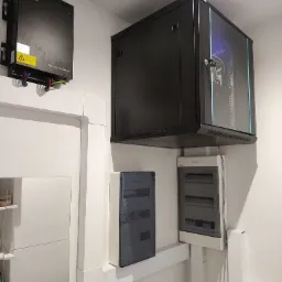 kompensacja mocy biernej, Warszawa