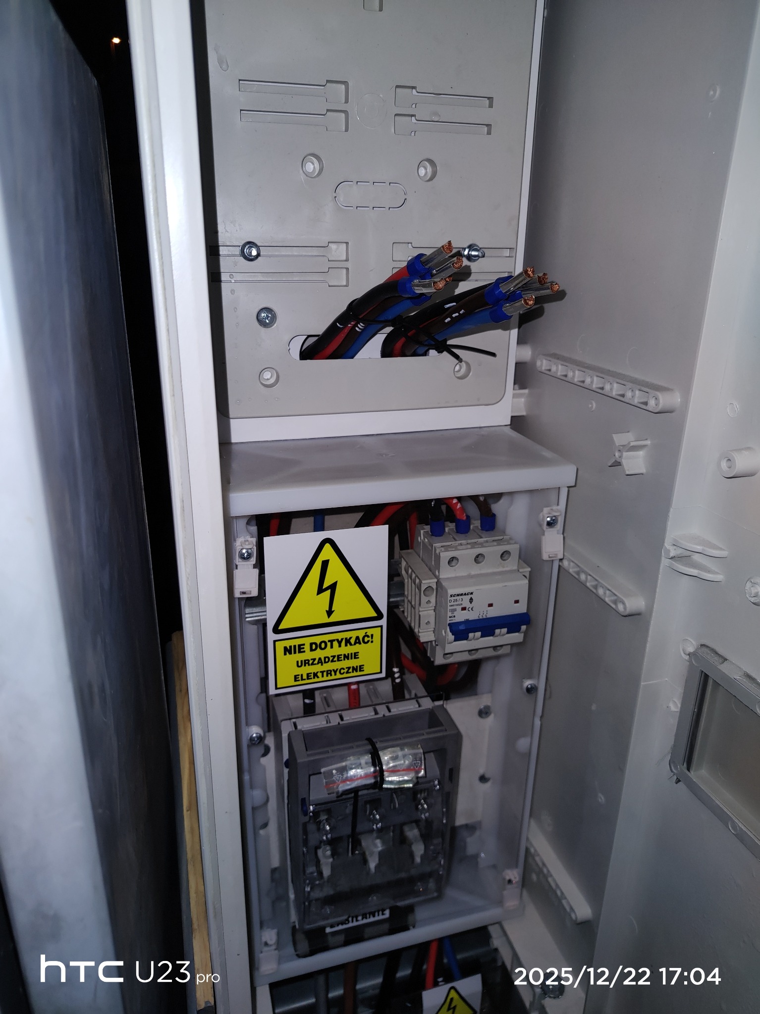 Złącze pomiarowe do zasilania domu Warszawa