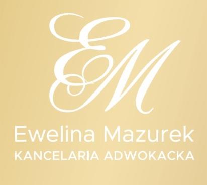 Eleganckie logo Kancelarii Adwokackiej Ewelina Mazurek, białe inicjały 'EM' w ozdobnym kroju pisma nad tekstem 'Ewelina Mazurek' i 'KANCELARIA ADWOKACKA' na jednolitym, jasnym, beżowym tle.