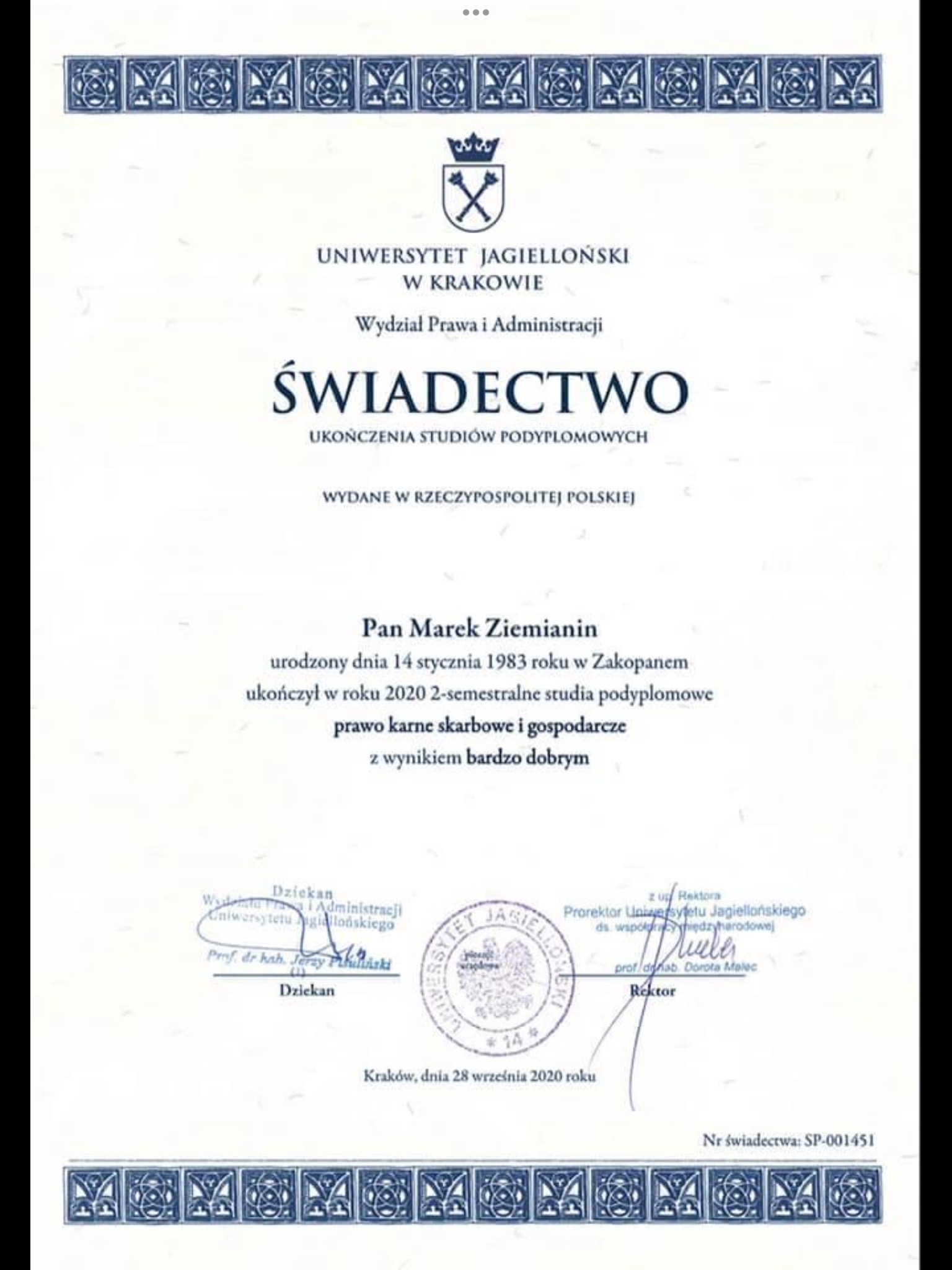 Skan świadectwa ukończenia studiów podyplomowych z Wydziału Prawa i Administracji Uniwersytetu Jagiellońskiego w Krakowie, wydanego w 2020 roku dla Marka Ziemianina z zakresu prawa karnego...