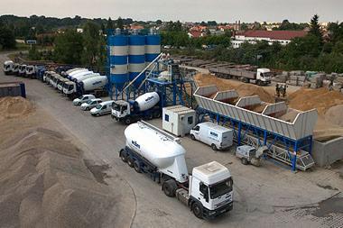 Posiadamy 3 pompogruszki, 8 gruszek.