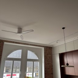 FinitoHome - Kamienica gladzie malowanie natryskowe