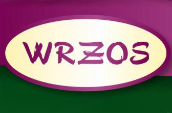 Grafika z napisem 'WRZOS' na kremowym tle w fioletowej obwódce, umieszczona na tle z zielonym dołem i fioletową górą.
