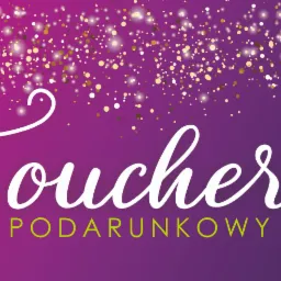 Grafika z napisem 'Voucher Podarunkowy' na fioletowo-różowym tle z konfetti i złotymi wstążkami.
