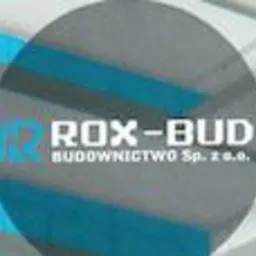 Logo firmy budowlanej ROX-BUD BUDOWNICTWO Sp. z o.o. na szarym tle z elementami turkusowymi.