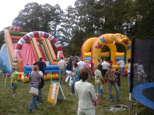 wynajem urządzeń rozrywkowych