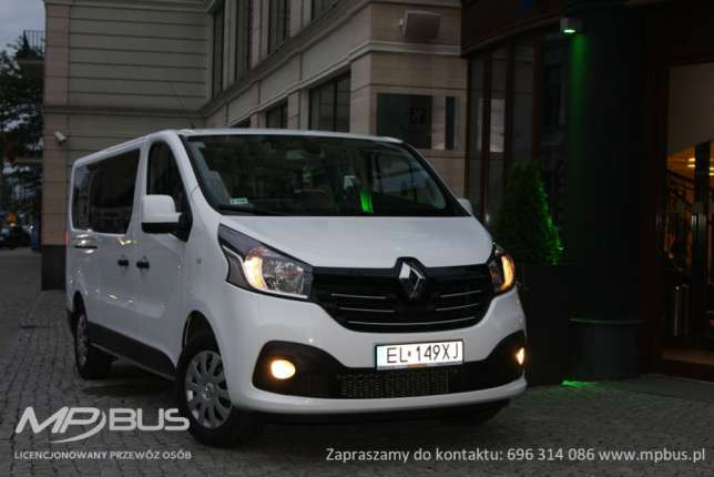 Renault Trafic 8 miejsc+ kierowca.