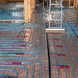 Fabryka Domu - Wodne ogrzewanie podłogowe
