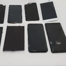 Wymiana szybki w markach Apple, Huawei. Xiaomi i Samsung.