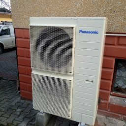 Pompa ciepła Panasonic T-CAP 12 KW do budynku bez ocieplenia o powierzchni 200m2