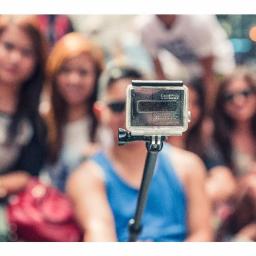 Answermedia - Social Media wykorzystują video. Tworza interakcje z fanami