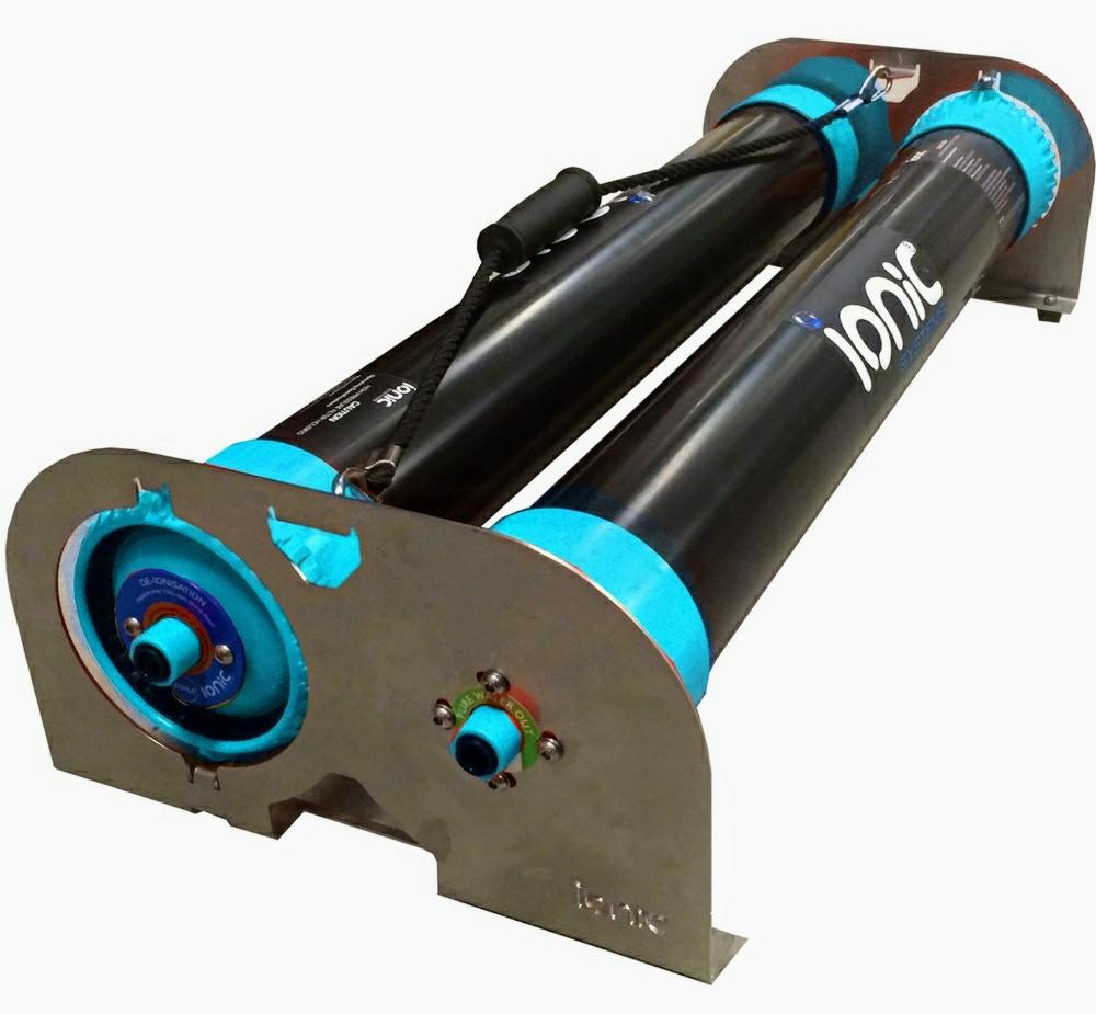 Mycie okien/witryn na wysokości ok. 13 m