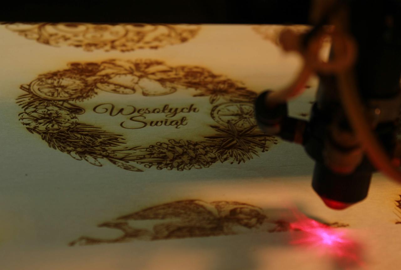 Grawerowanie w drewnie