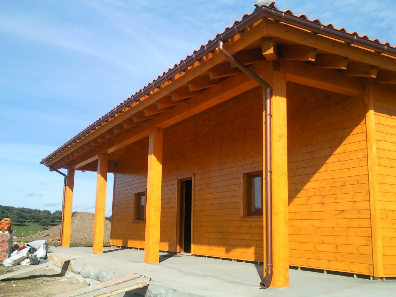 Budynek o konstrukcji szkieletu drewnianego z przeznaczeniem na cele muzealne.