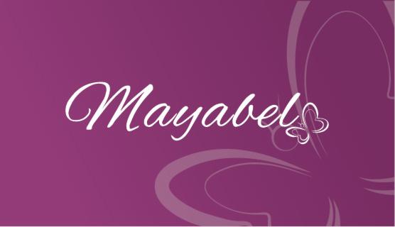 Eleganckie logo 'Mayabel' w bieli, z motywem motyla w kształcie serca, umieszczone na fioletowym tle z subtelnymi, jasnymi wzorami.