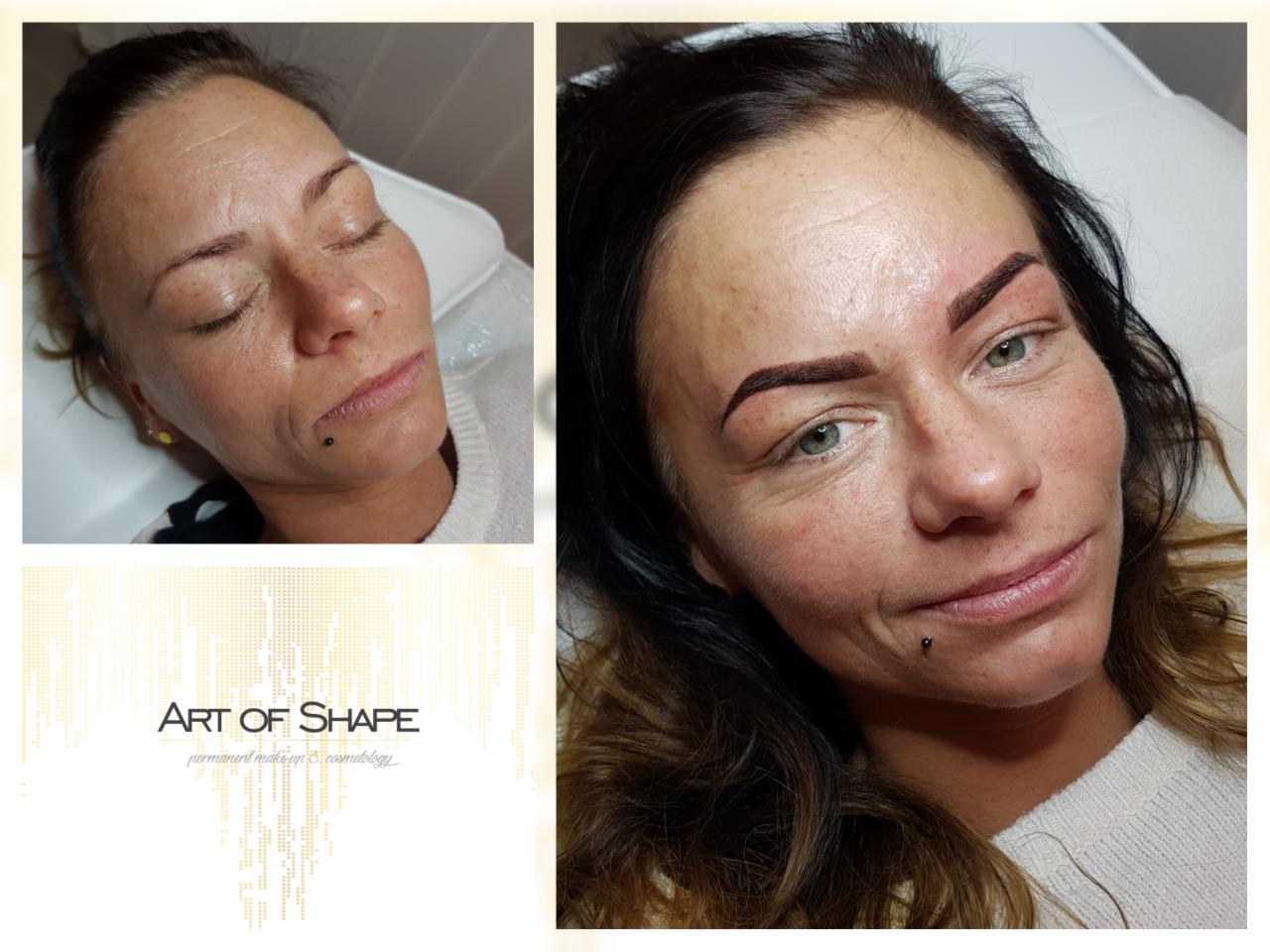 Kobieta przed i po zabiegu makijażu permanentnego brwi, widoczne różnice w kształcie i kolorze, z delikatnym uśmiechem i kolczykiem w wardze.