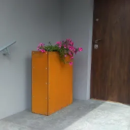 Element ozdobny - doniczka Corten A