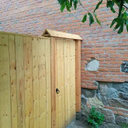 Wejście do ogrodu . Deska + olej