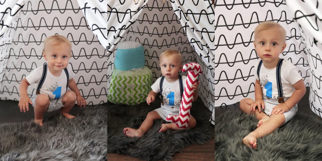 Kolaż przedstawiający rocznego chłopca w namiocie tipi podczas sesji zdjęciowej z okazji urodzin, ubrany w koszulkę z cyfrą '1', szelki i trzymający pluszową laskę cukrową.