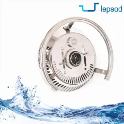 Dysza wlotowa ze stali nierdzewnej do basenu z symulacją ruchu wody, z widocznym logo 'lepsod'.