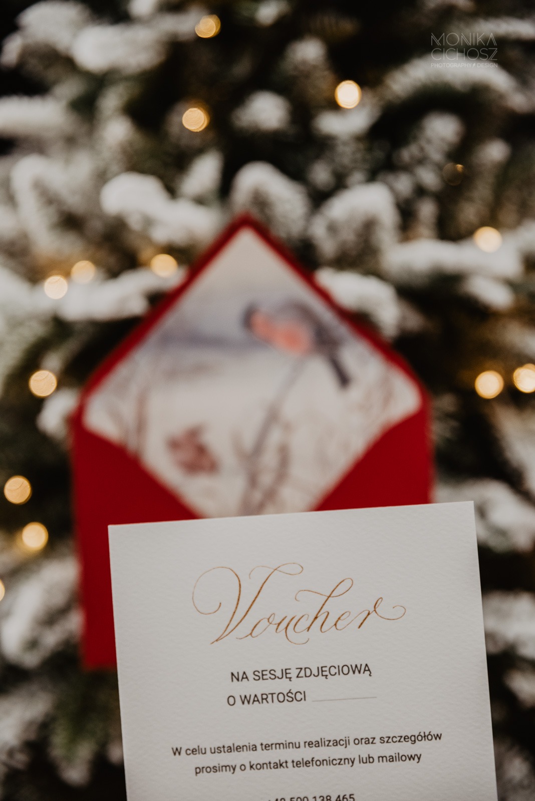 Voucher to idealny pomysł na prezent. Voucher podarunkowy obowiązywać może na sesję zdjęciową lub warsztat 1:1