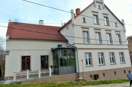 Firma Inwestycyjno - Projektowa '' Euro-Projekt '' - Ocieplanie Pianką Bielawa