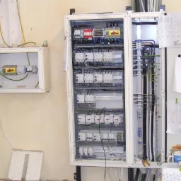 Budowa szaf elektrycznych w spawalni K.Z.A. Lublin