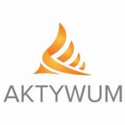 Pomarańczowo-białe logo firmy AKTYWUM, przypominające płomień lub stylizowaną literę A, na białym tle.