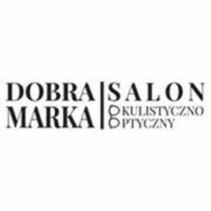 Logo salonu optycznego: 'DOBRA SALON MARKA OKULISTYCZNO OPTYCZNY' w czarno-białej stylistyce.