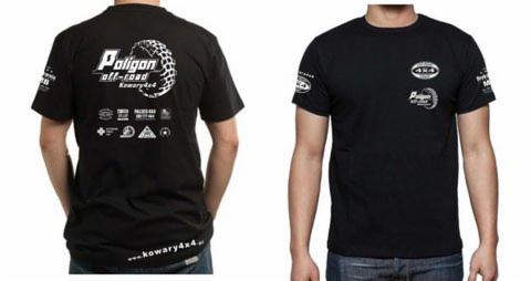 Dwie czarne koszulki z białymi nadrukami: jedna z tyłu z dużym logo 'Poligon off-road Kowary4x4', druga z przodu z mniejszymi logotypami na piersi i rękawie.