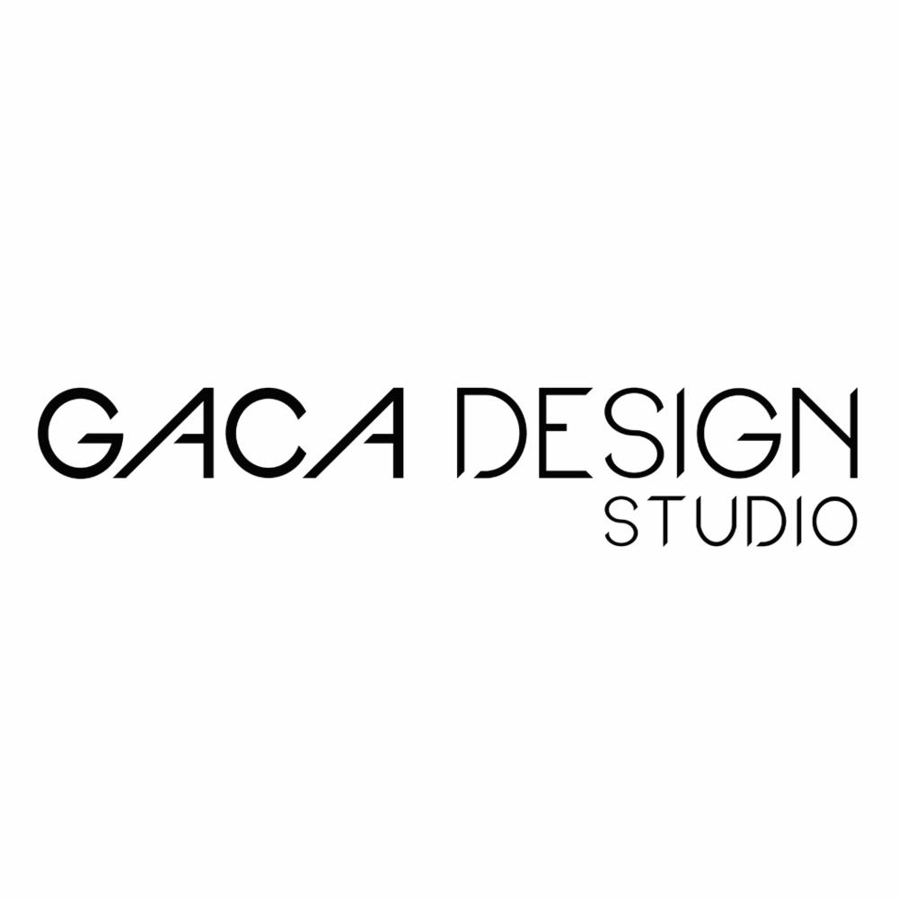 Minimalistyczne logo 'GACA DESIGN STUDIO' w czerni na białym tle, prezentowane przez firmę z Zabrza.