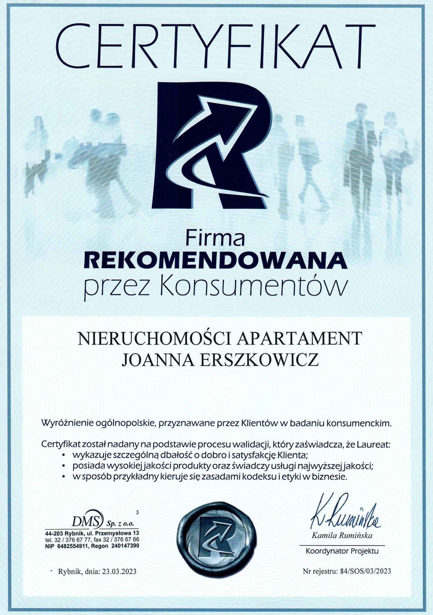 Certyfikat 'Firma Rekomendowana przez Konsumentów' dla Nieruchomości Apartament Joanna Erszkowicz, z logo firmy i datą wydania 23.03.2023.